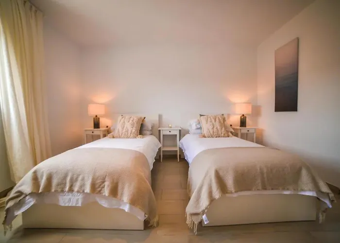 Las Nieves Suites