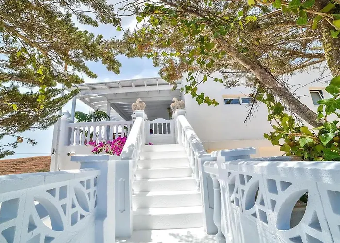 Las Nieves Suites